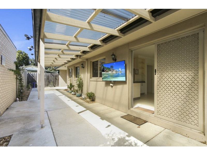 1/30 Toonalook Parade, Paynesville VIC 3880