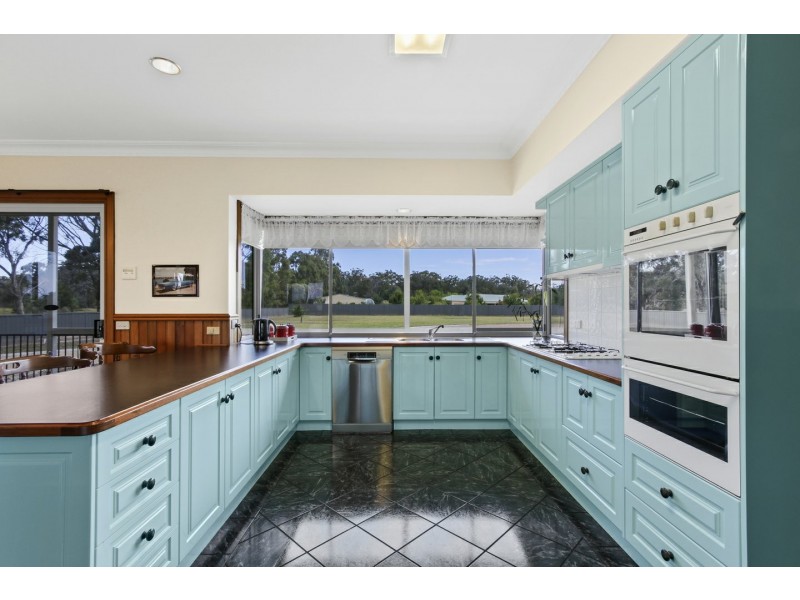 45 Simpsons Drive, Newlands Arm VIC 3875