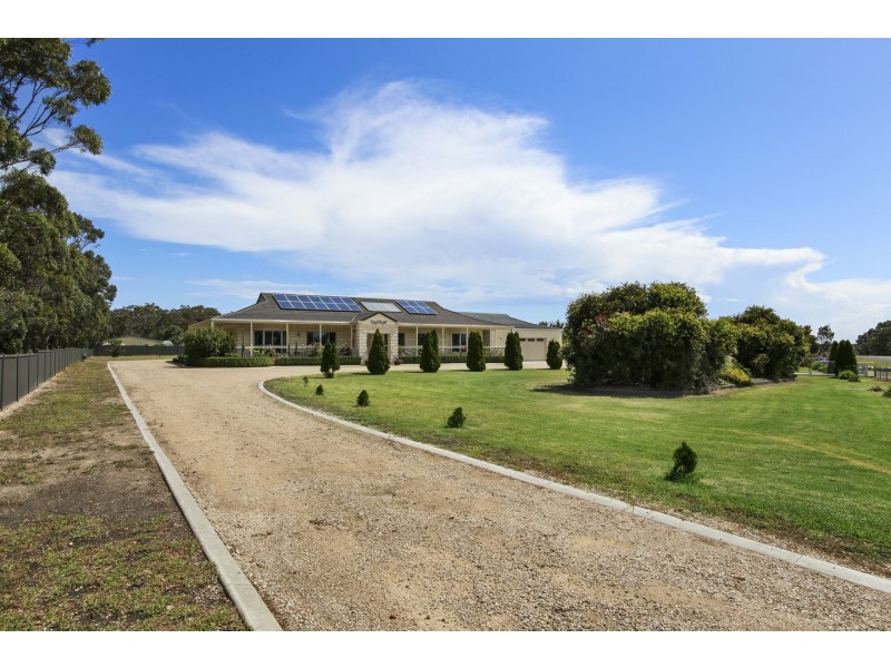 45 Simpsons Drive, Newlands Arm VIC 3875