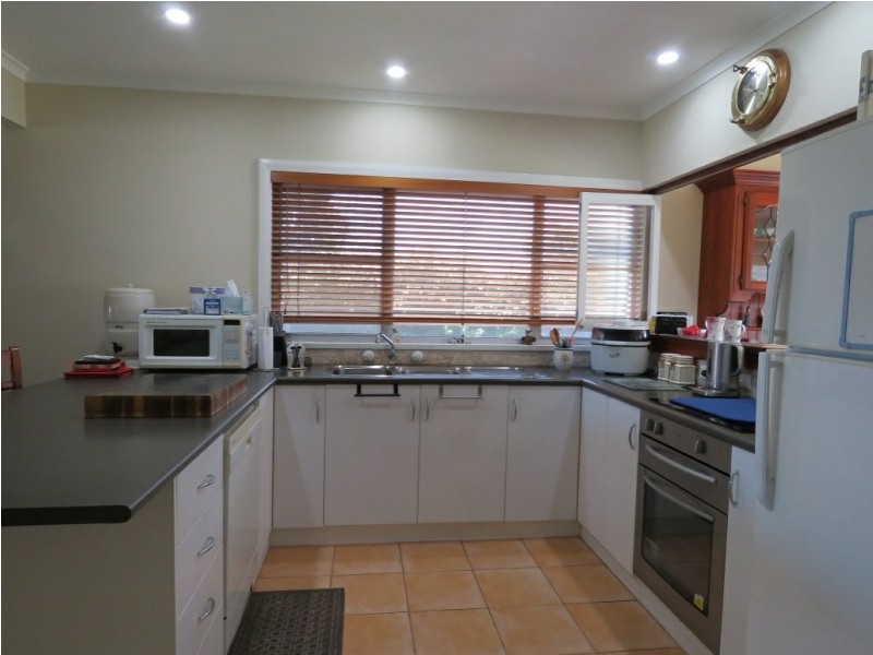 9 Milton Avenue, Paynesville VIC 3880