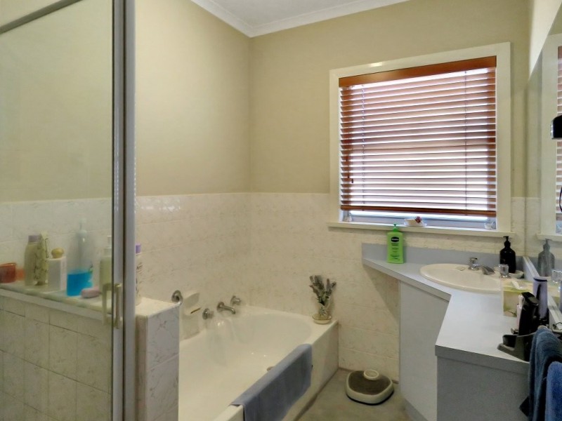 9 Milton Avenue, Paynesville VIC 3880