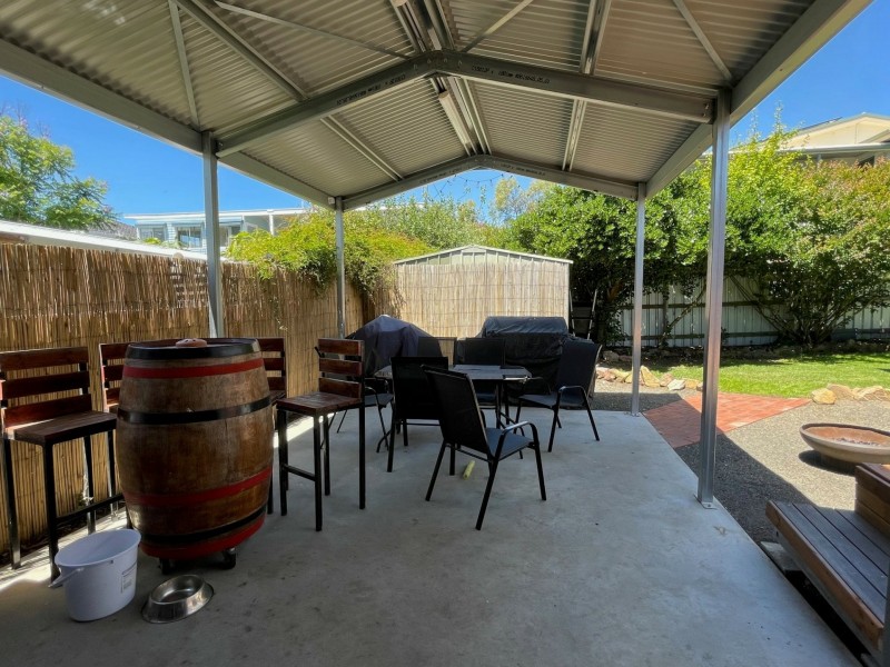 4 Government Road, Paynesville VIC 3880