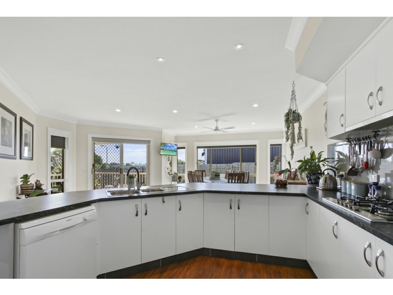 6 Midway Avenue, Newlands Arm VIC 3875