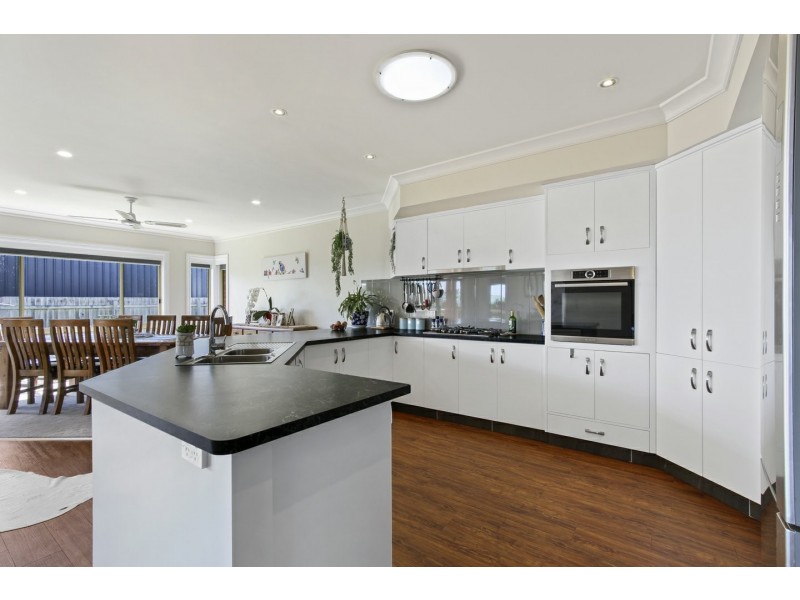 6 Midway Avenue, Newlands Arm VIC 3875