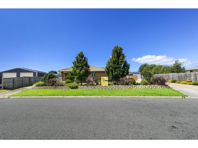 6 Midway Avenue, Newlands Arm VIC 3875