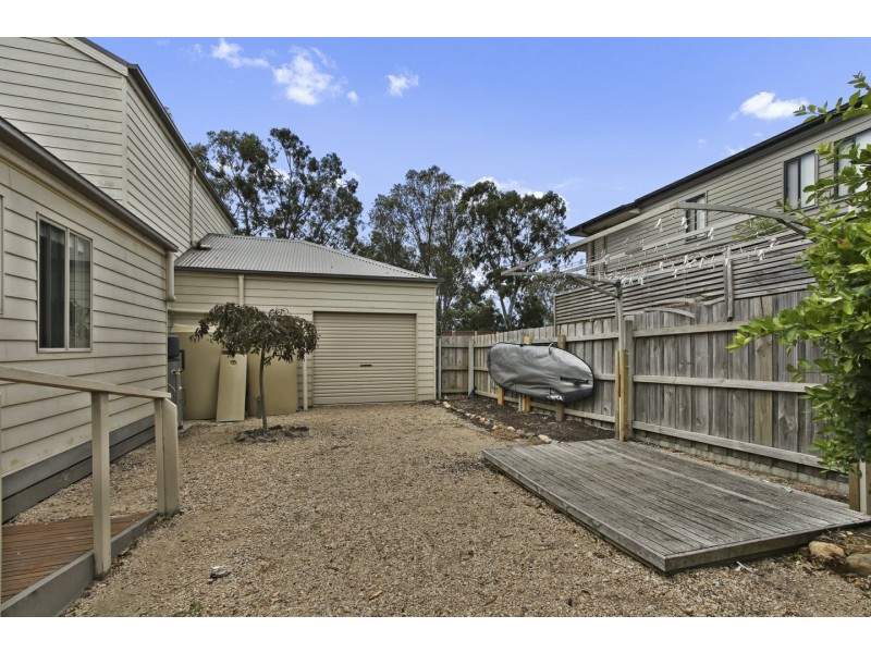 160 Bay Road, Eagle Point VIC 3878