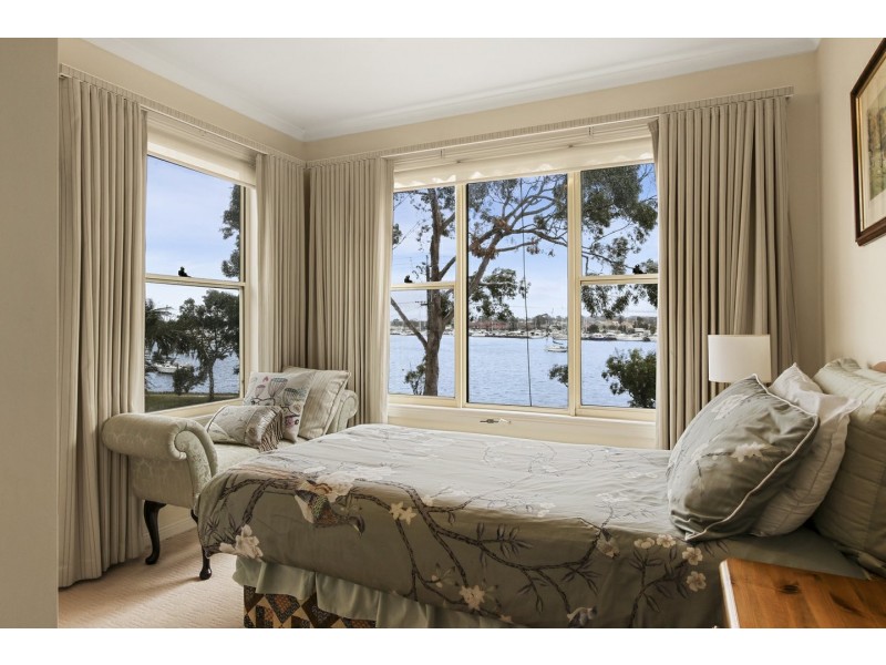 49 Western Boulevard, Raymond Island VIC 3880