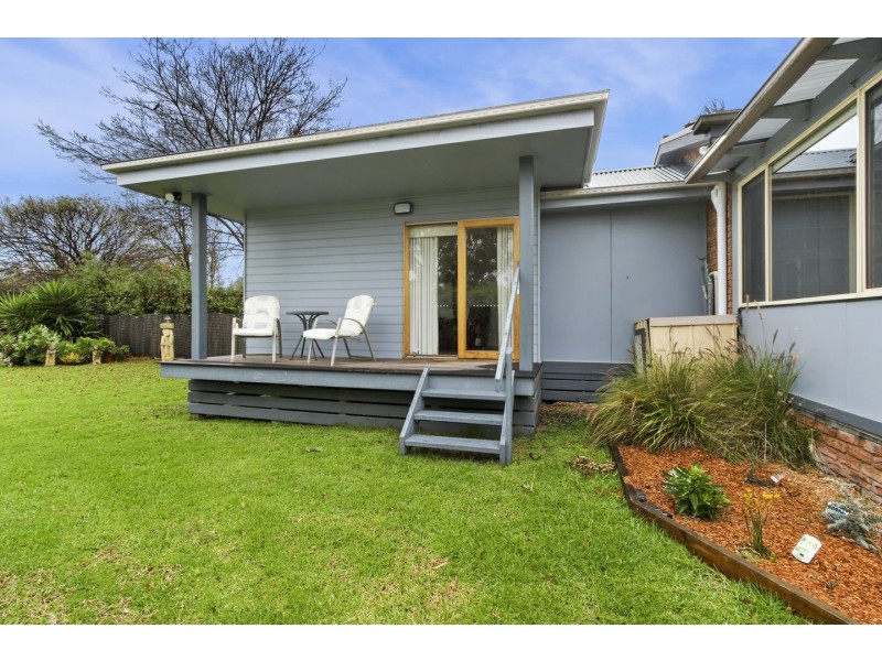 49 Western Boulevard, Raymond Island VIC 3880