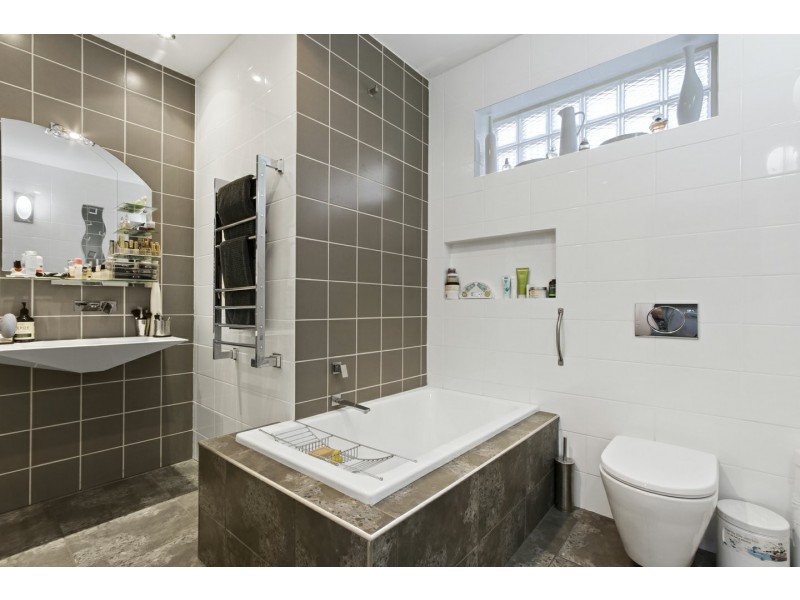 49 Western Boulevard, Raymond Island VIC 3880