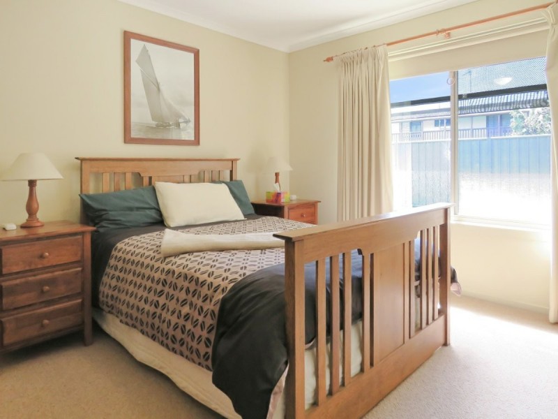 56 Tenth Avenue, Raymond Island VIC 3880