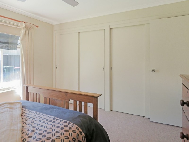 56 Tenth Avenue, Raymond Island VIC 3880