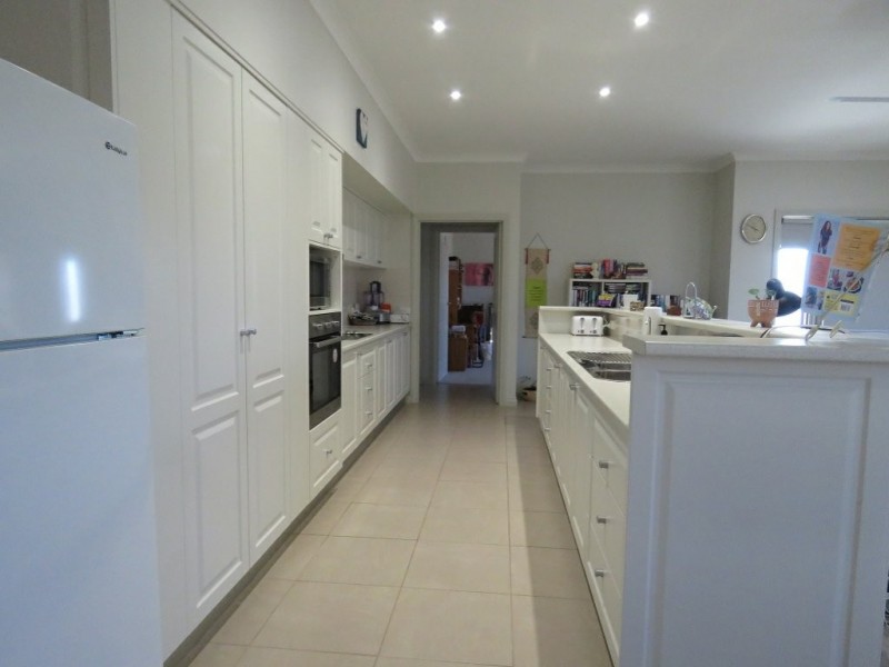 2 Eaton Place, Paynesville VIC 3880