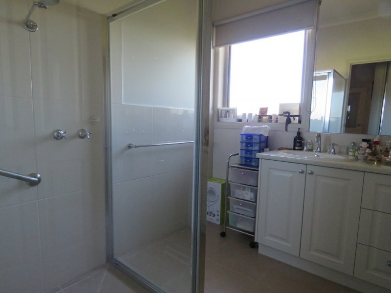 2 Eaton Place, Paynesville VIC 3880