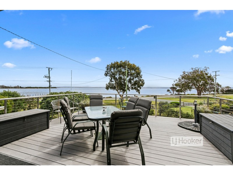205 Western Boulevard, Raymond Island VIC 3880