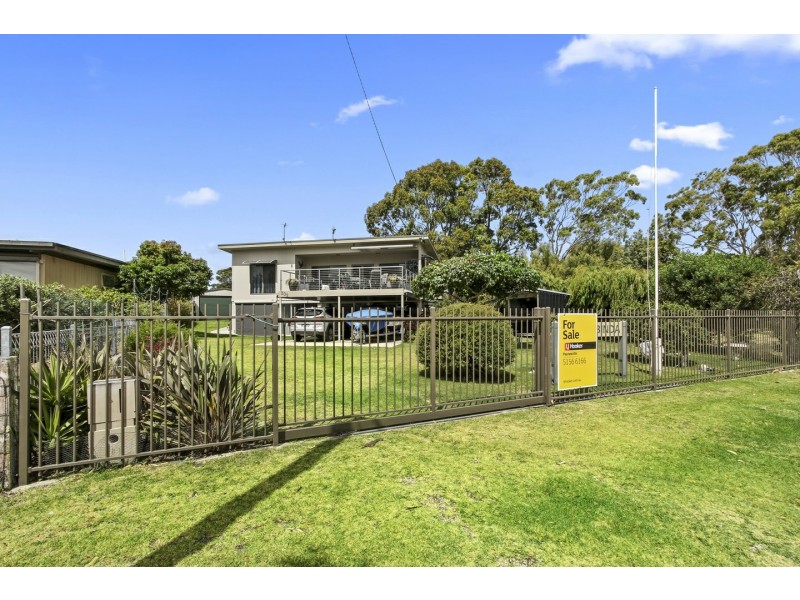 205 Western Boulevard, Raymond Island VIC 3880