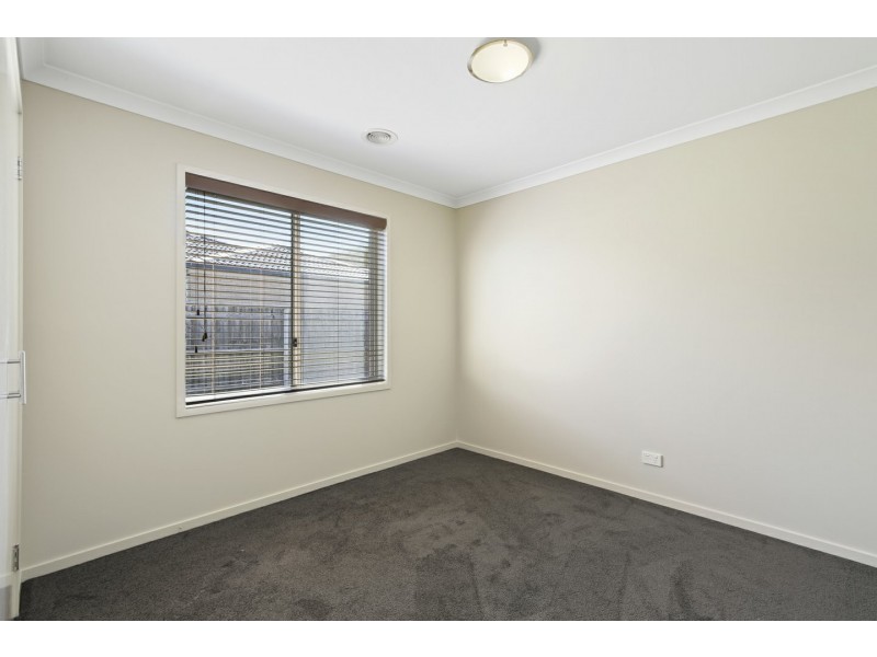 14 Ah Yee Place, Paynesville VIC 3880