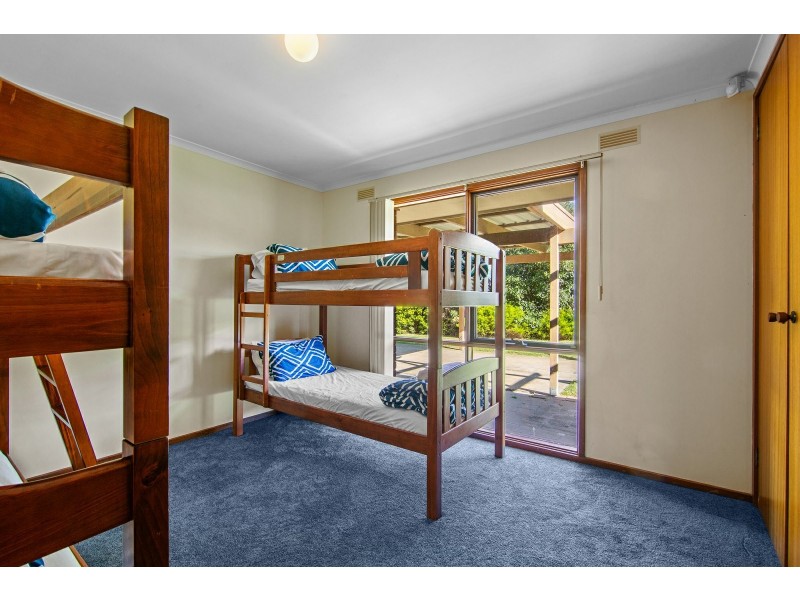 8 The Moorings, Paynesville VIC 3880