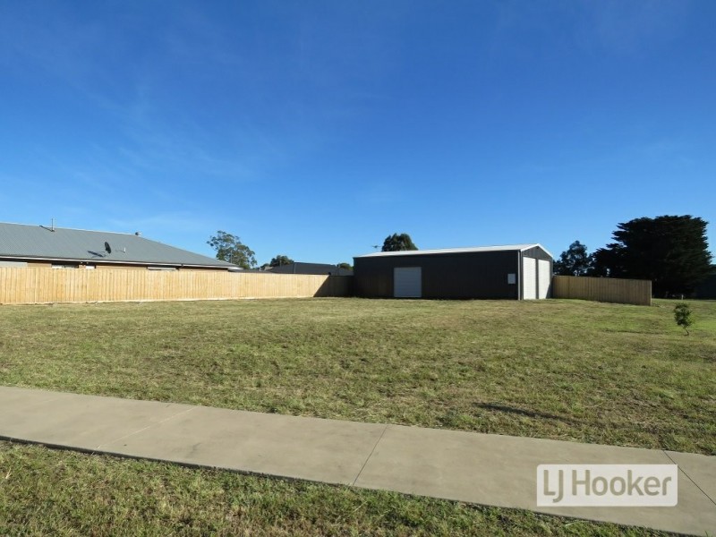 2 Maravito Terrace, Eagle Point VIC 3878