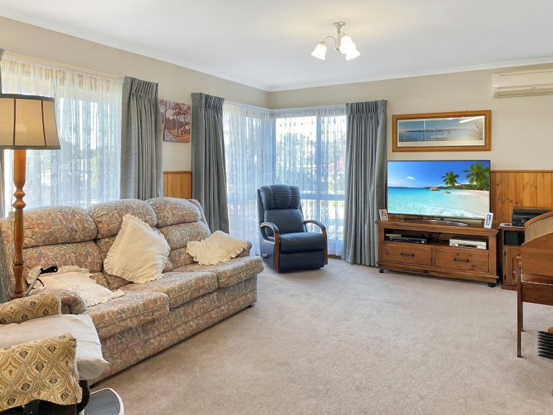 30 Bay Road, Eagle Point VIC 3878