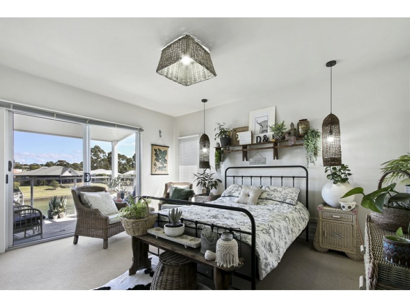 8/15 Mitchell Street, Paynesville VIC 3880