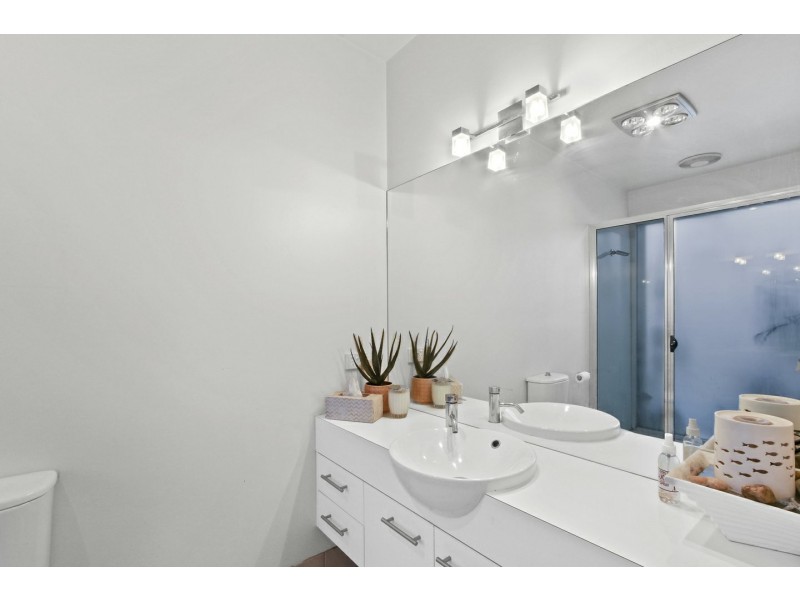 8/15 Mitchell Street, Paynesville VIC 3880