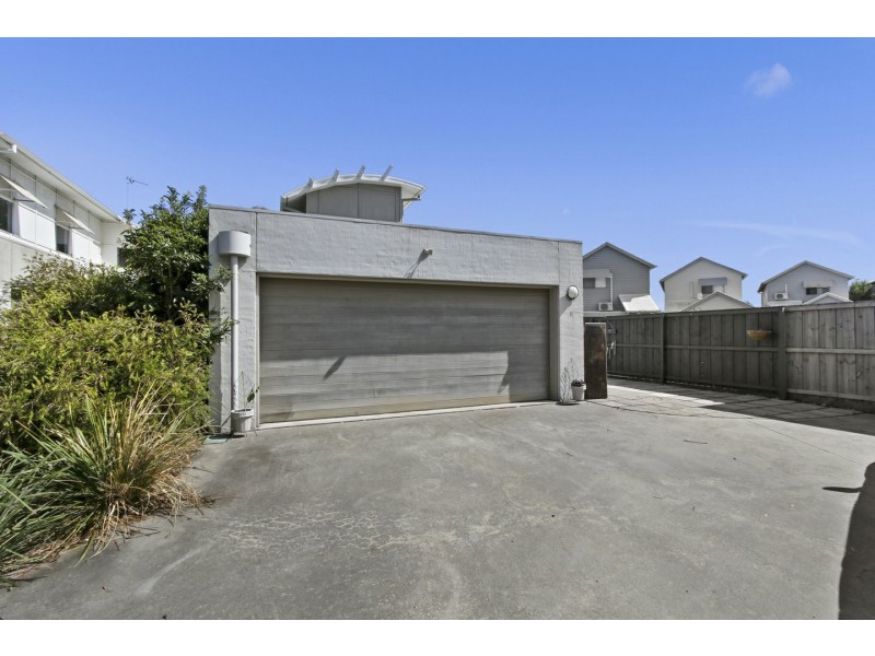8/15 Mitchell Street, Paynesville VIC 3880