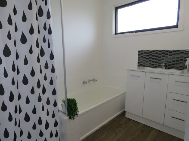 85 Main Road, Paynesville VIC 3880