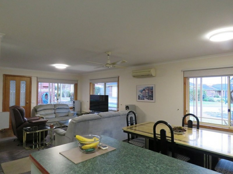 Villa 7/1-5 Canal Road, Paynesville VIC 3880