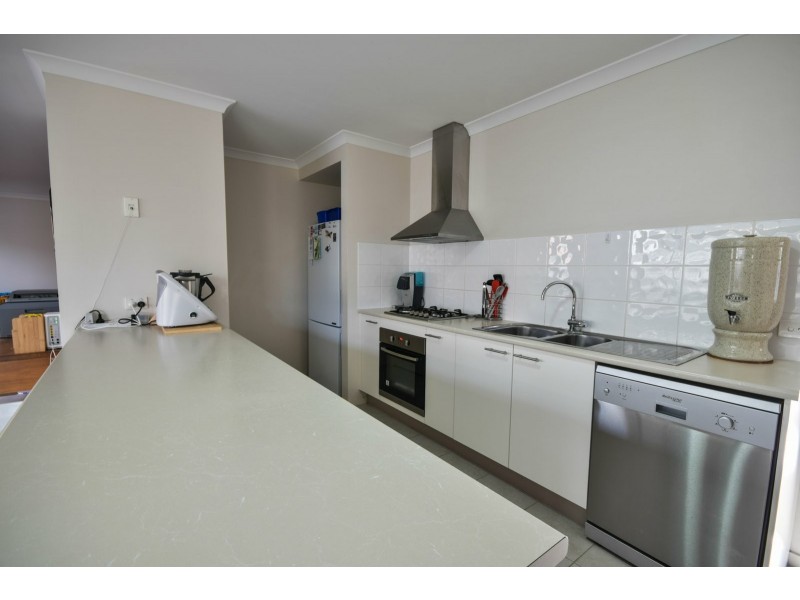 7 Jim Way, Paynesville VIC 3880