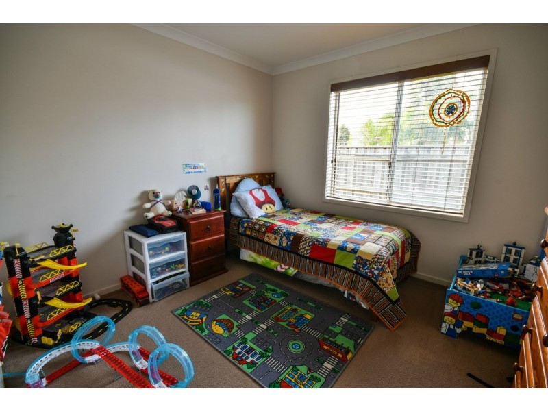 7 Jim Way, Paynesville VIC 3880