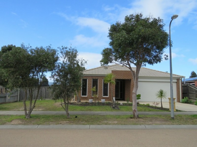 7 Jim Way, Paynesville VIC 3880