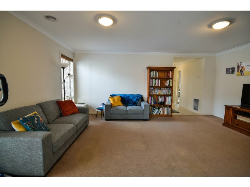 7 Jim Way, Paynesville VIC 3880