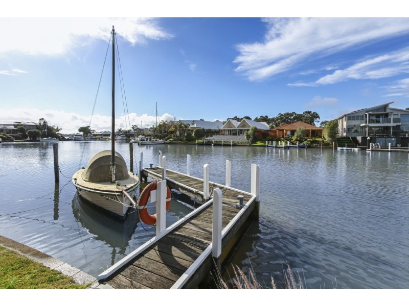 7 Waterloo Court, Paynesville VIC 3880