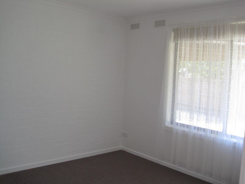 Unit 2/16 Wellington Street, Paynesville VIC 3880