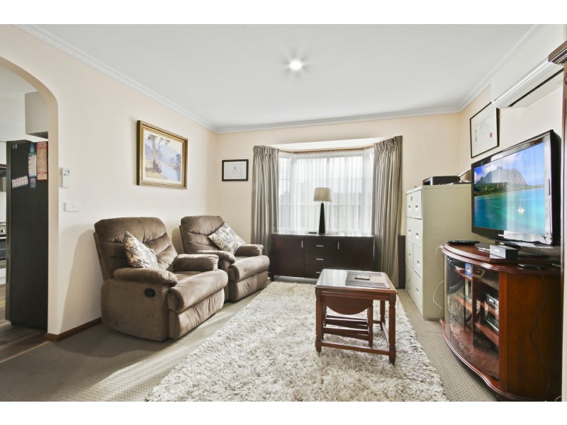 Unit 1/30 Queen Street, Paynesville VIC 3880