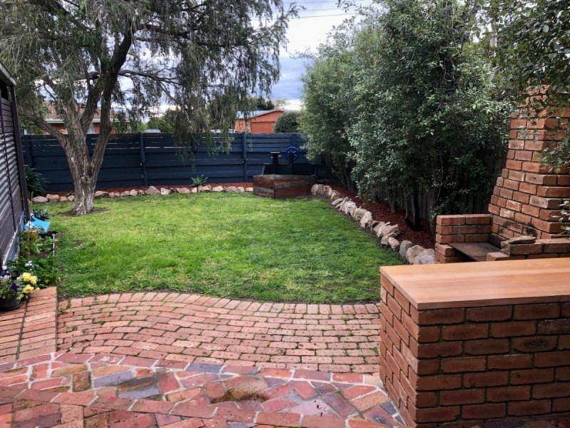 8 McMillan Grove, Paynesville VIC 3880