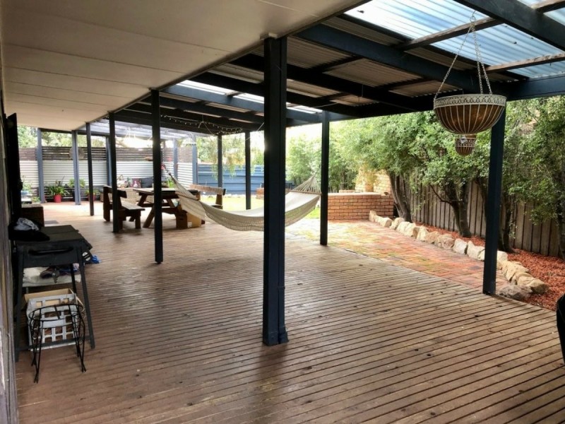 8 McMillan Grove, Paynesville VIC 3880