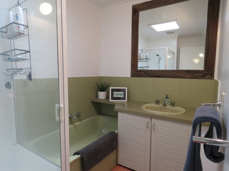 8 McMillan Grove, Paynesville VIC 3880