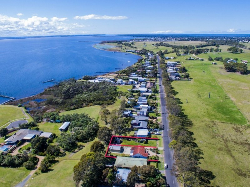 131-133 Bay Road, Eagle Point VIC 3878