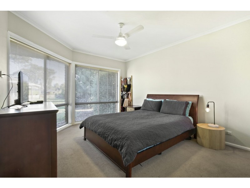 Unit 3/1 Windjammer Court, Paynesville VIC 3880