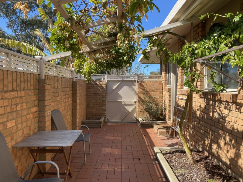 Unit 3/1 Windjammer Court, Paynesville VIC 3880