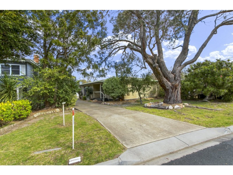 53 School Road, Eagle Point VIC 3878