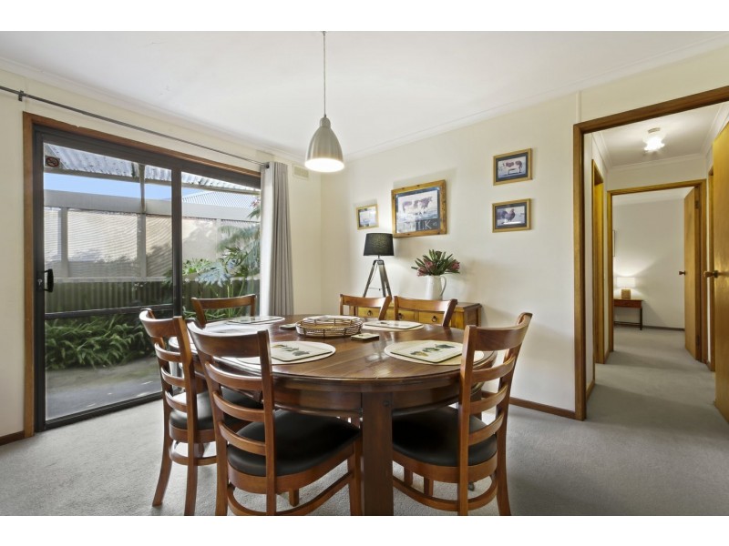 53 School Road, Eagle Point VIC 3878