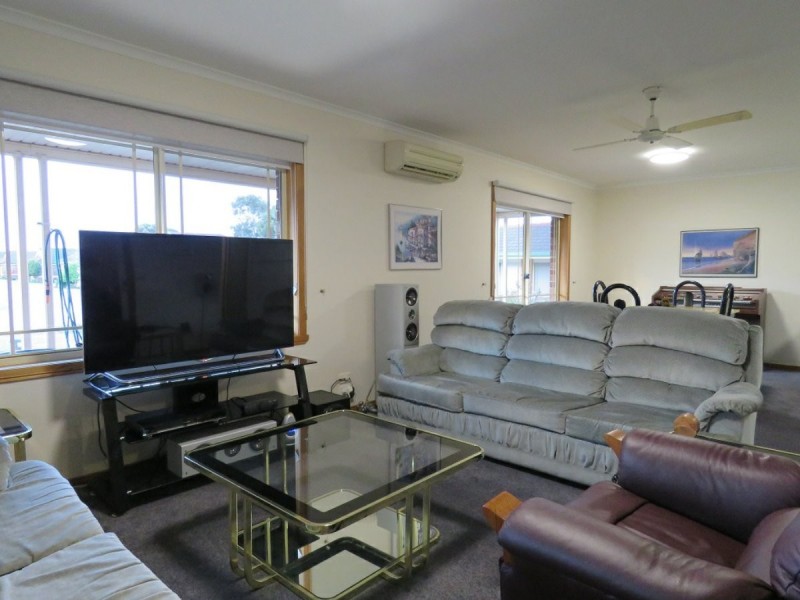 Villa 7/1-5 Canal Road, Paynesville VIC 3880
