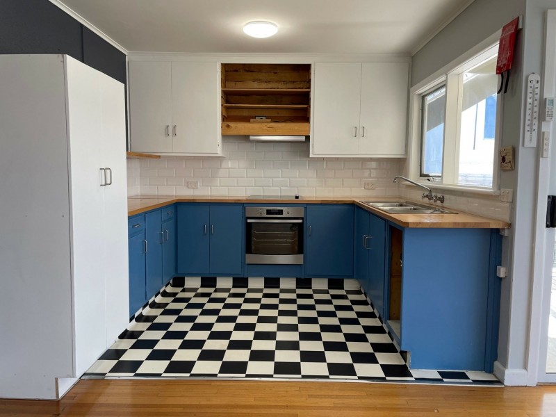 Unit 1/24 McMillan Grove, Paynesville VIC 3880