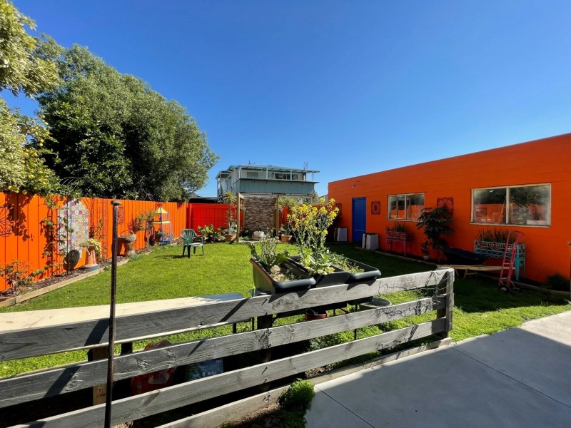 Unit 1/24 McMillan Grove, Paynesville VIC 3880