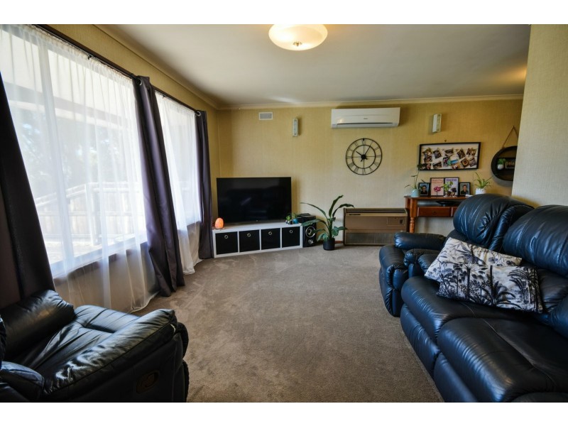 37 Vaughan Street, Paynesville VIC 3880