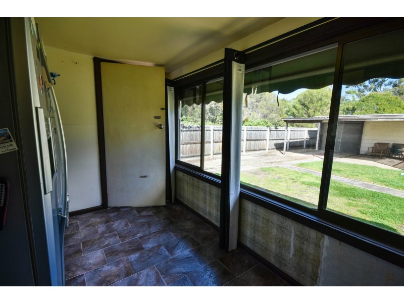 37 Vaughan Street, Paynesville VIC 3880