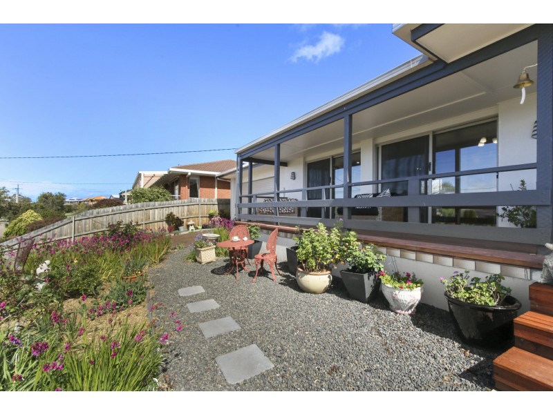 51 Fullarton Drive, Paynesville VIC 3880