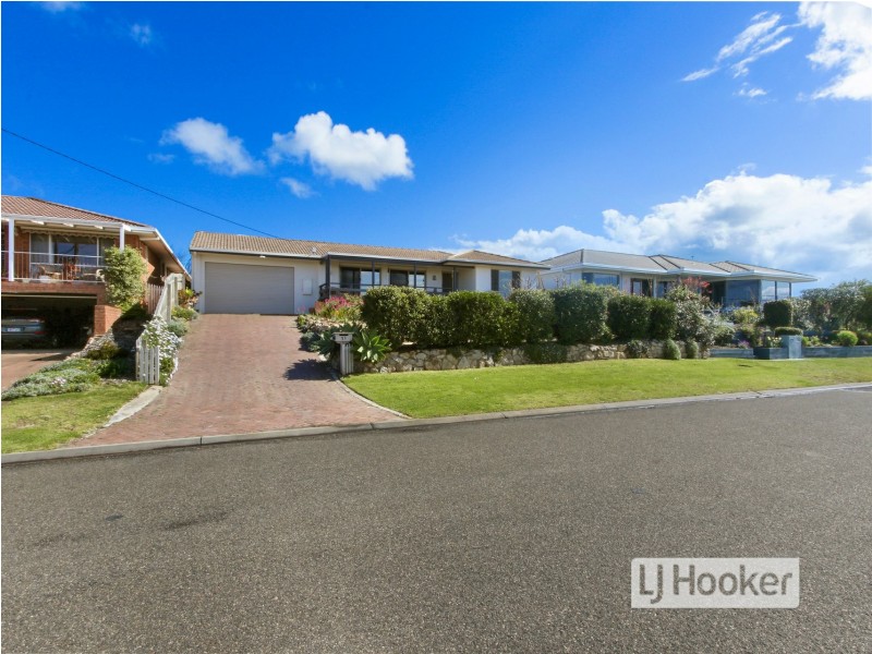 51 Fullarton Drive, Paynesville VIC 3880